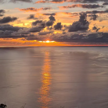Puesta De Sol